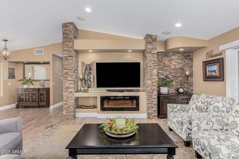 1087 Leisure World --, Mesa, AZ 85206
