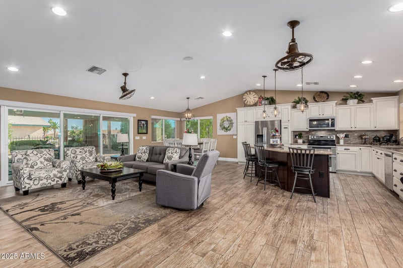 1087 Leisure World --, Mesa, AZ 85206