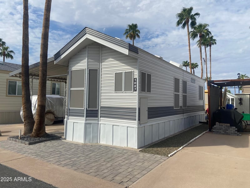 1087 Shoshone Dr, Apache Junction, AZ 85119