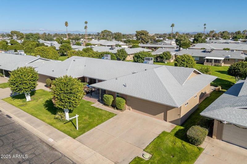 10870 Clair Dr, Sun City, AZ 85351