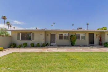 10870 Santa Fe Dr, Sun City, AZ 85351