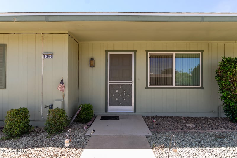 10870 Santa Fe Dr, Sun City, AZ 85351