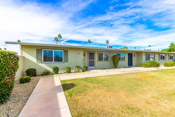 10870 Santa Fe Dr, Sun City, AZ 85351