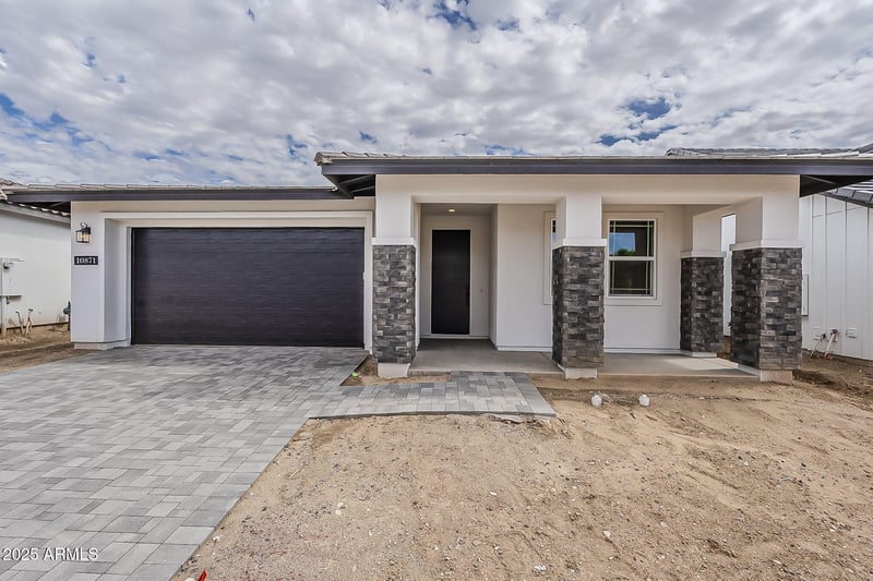 10871 Blakely St, Surprise, AZ 85388