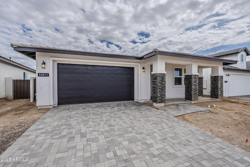 10871 Blakely St, Surprise, AZ 85388