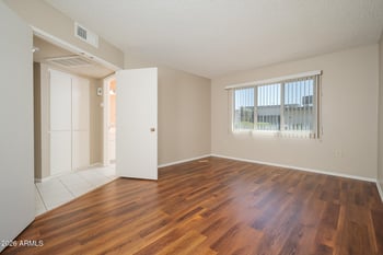 10874 Coggins Dr, Sun City, AZ 85351