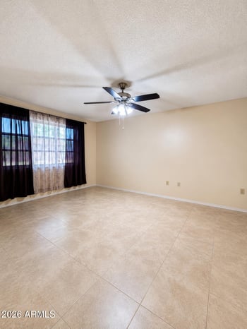 10878 Coggins Dr, Sun City, AZ 85351