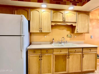 10878 Coggins Dr, Sun City, AZ 85351