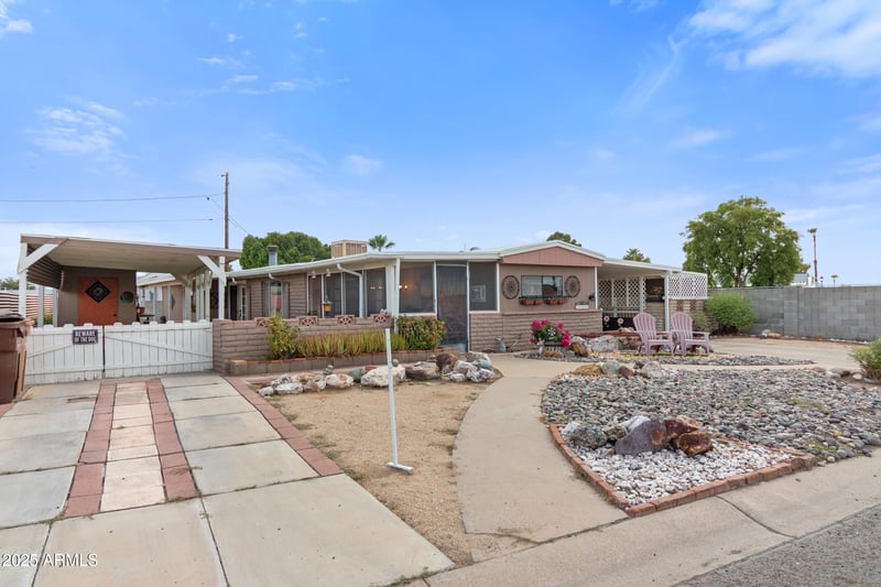 10879 Sack Dr, Peoria, AZ 85373