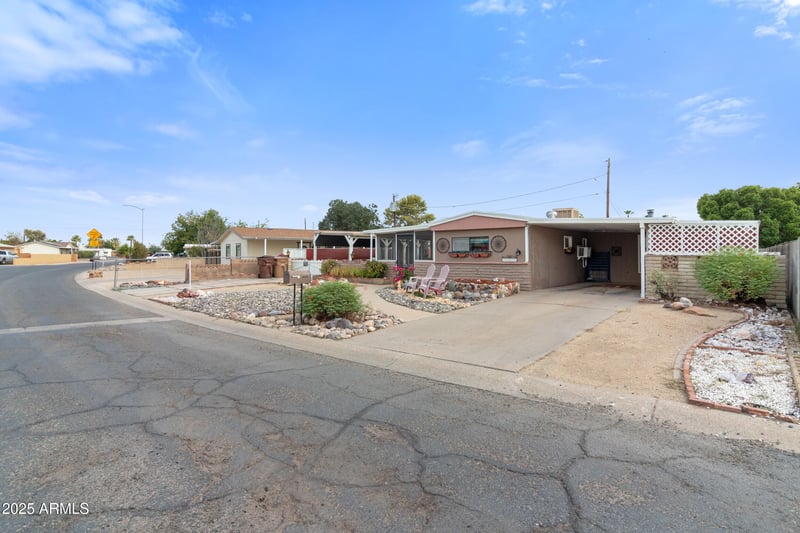 10879 Sack Dr, Peoria, AZ 85373