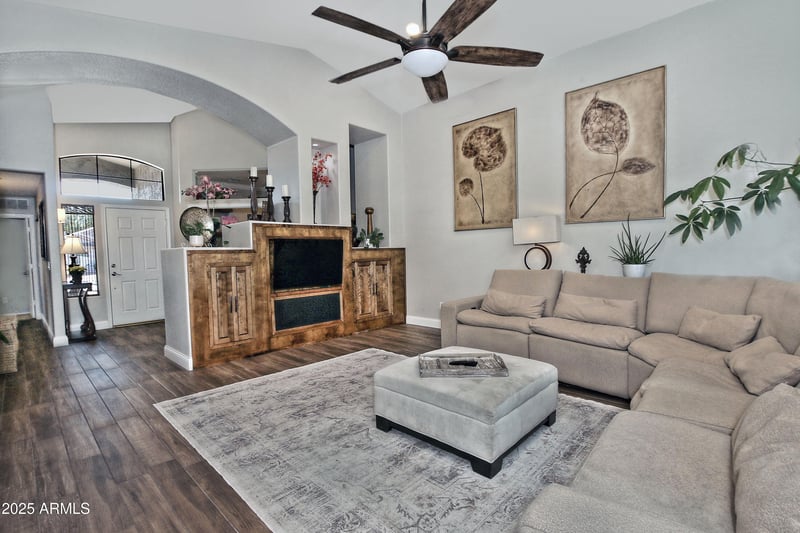 1088 Roca St, Gilbert, AZ 85296