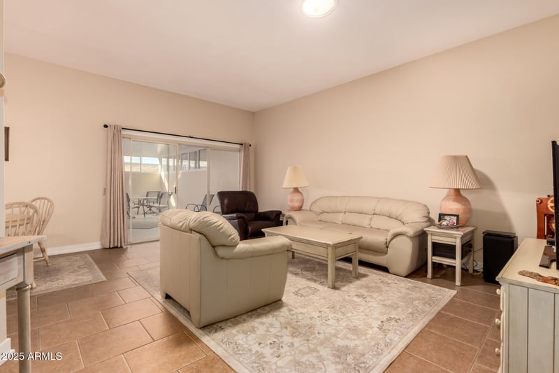 10880 Coggins Dr, Sun City, AZ 85351