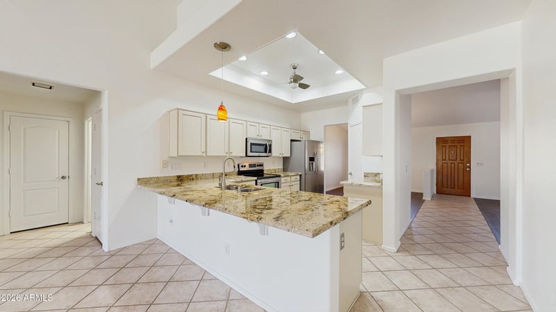 10881 W Oraibi Dr, Peoria, AZ 85373