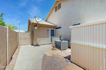 10881 Oraibi Dr, Peoria, AZ 85373