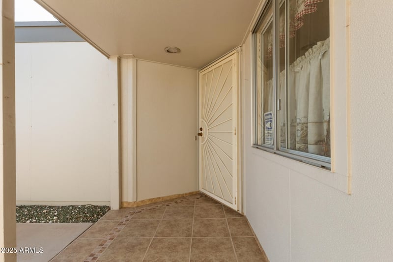 10882 Coggins Dr, Sun City, AZ 85351