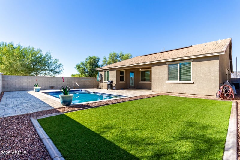 10885 187th Dr, Surprise, AZ 85388