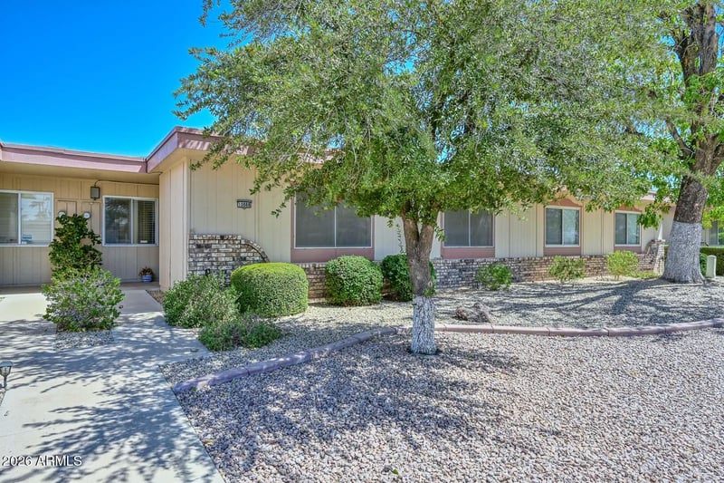 10888 W Emerald Dr, Sun City, AZ 85351