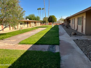 10889 Santa Fe Dr, Sun City, AZ 85351