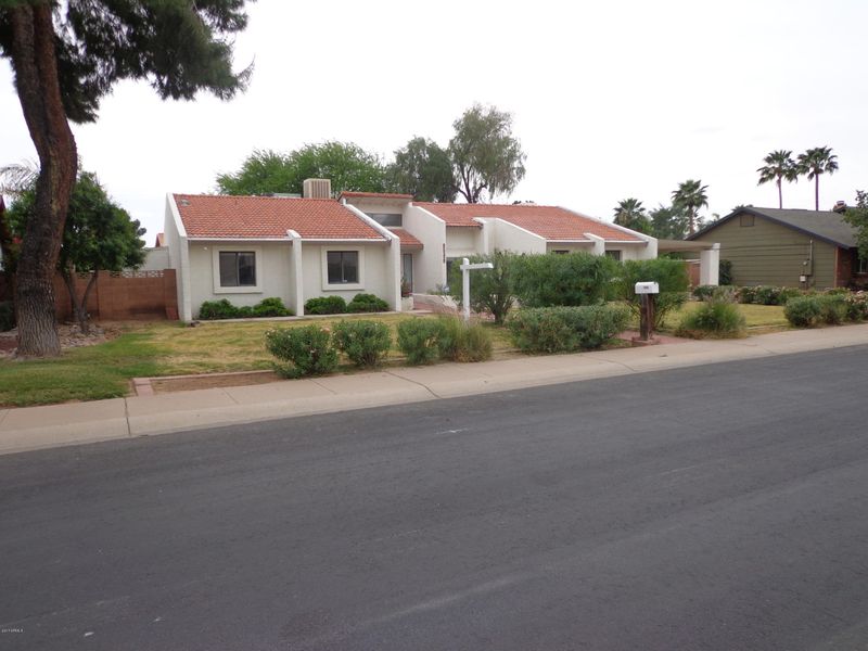 1089 E Senate Cir, Chandler, AZ 85225