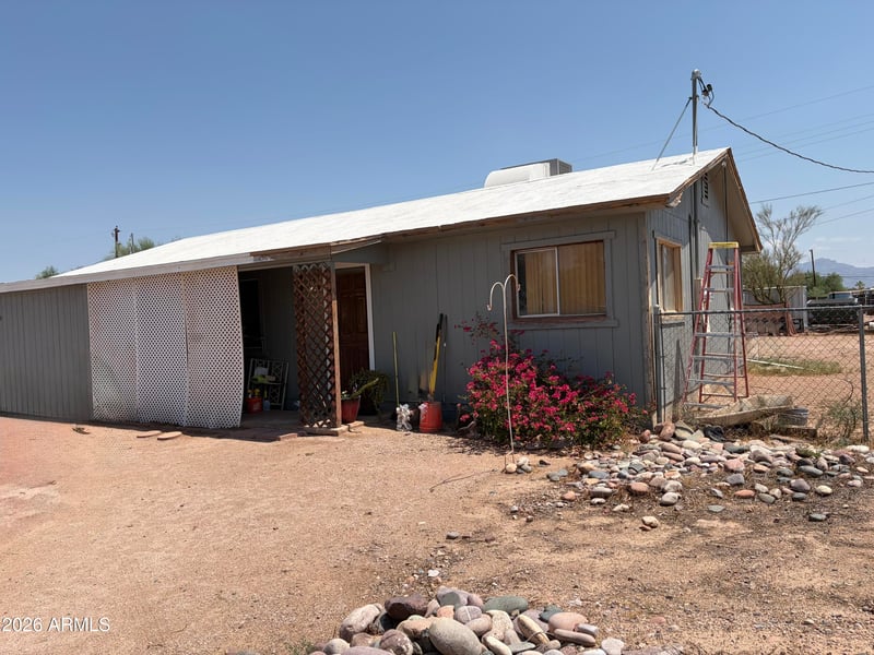 1089 S Warner Dr, Apache Junction, AZ 85120