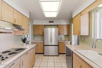 10894 Clair Dr, Sun City, AZ 85351