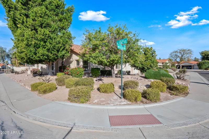 10895 Mission Ln, Scottsdale, AZ 85259