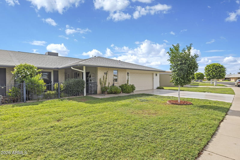 10896 W Clair Dr, Sun City, AZ 85351