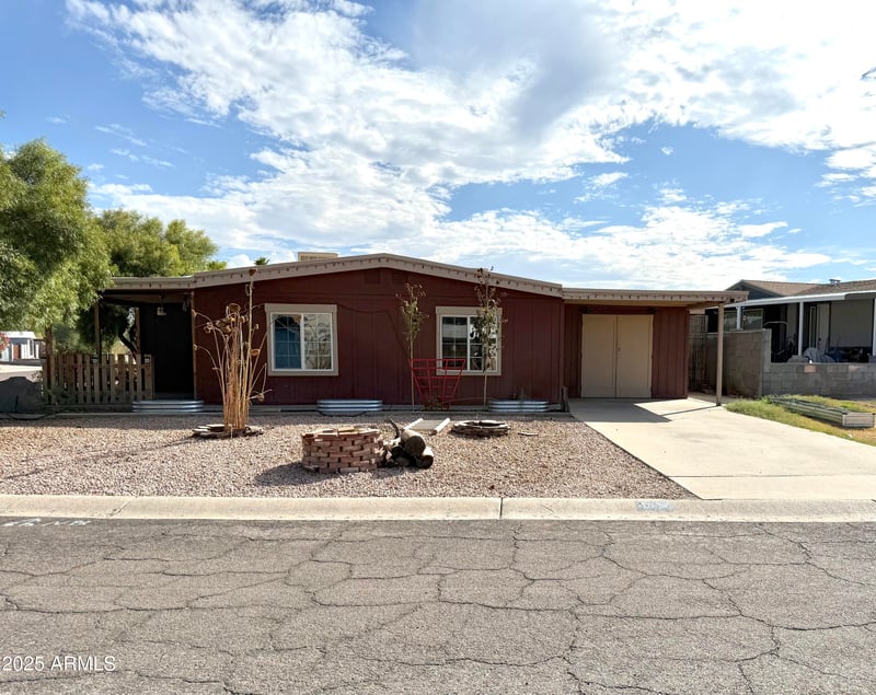 109 Annette Dr, Phoenix, AZ 85022