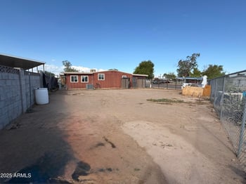 109 Annette Dr, Phoenix, AZ 85022
