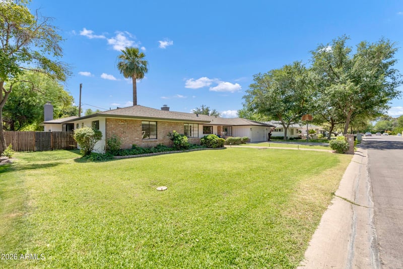 109 E Northview Ave, Phoenix, AZ 85020