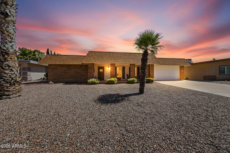 10901 Hibiscus Dr, Sun City, AZ 85373