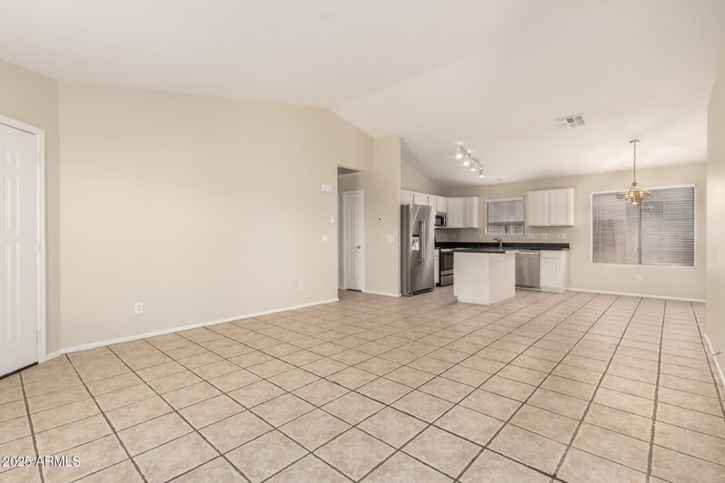 10902 Cambridge Ave, Avondale, AZ 85392