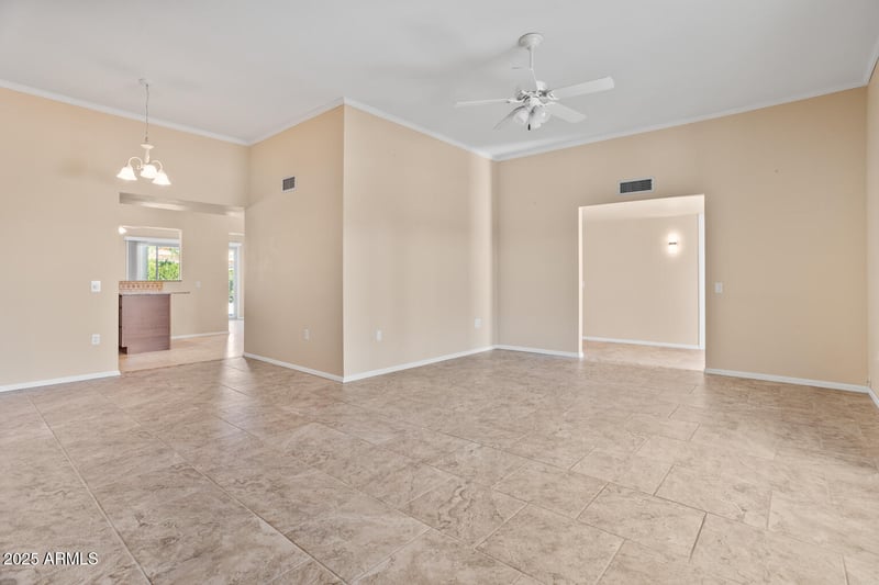 10902 Welk Dr, Sun City, AZ 85373