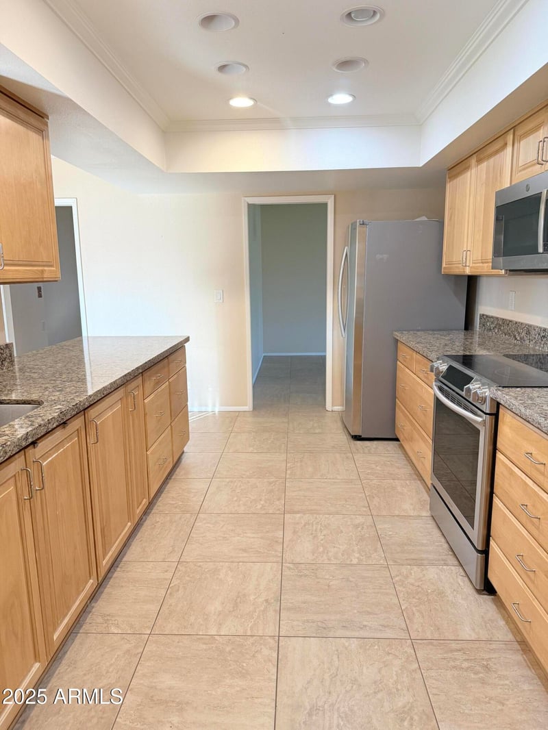 10904 Cameo Dr, Sun City, AZ 85351