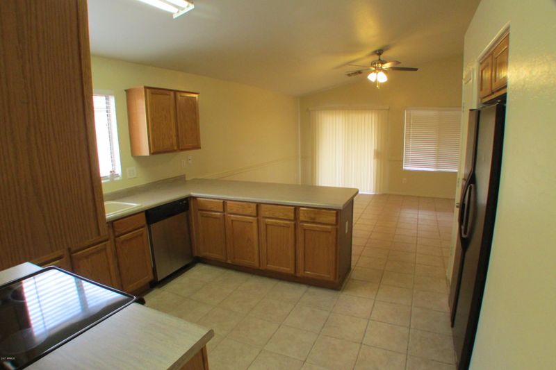 10904 E Diamond Ave, Mesa, AZ 85208