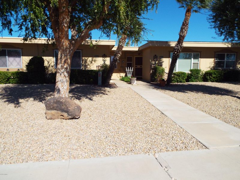 10904 W Thunderbird Blvd, Sun City, AZ 85351