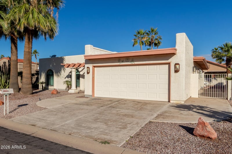 10906 Bellflower Dr, Sun Lakes, AZ 85248