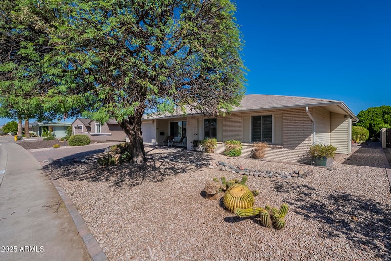 10906 Loma Blanca Dr, Sun City, AZ 85351