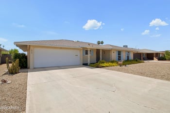 10906 Roundelay Cir, Sun City, AZ 85351