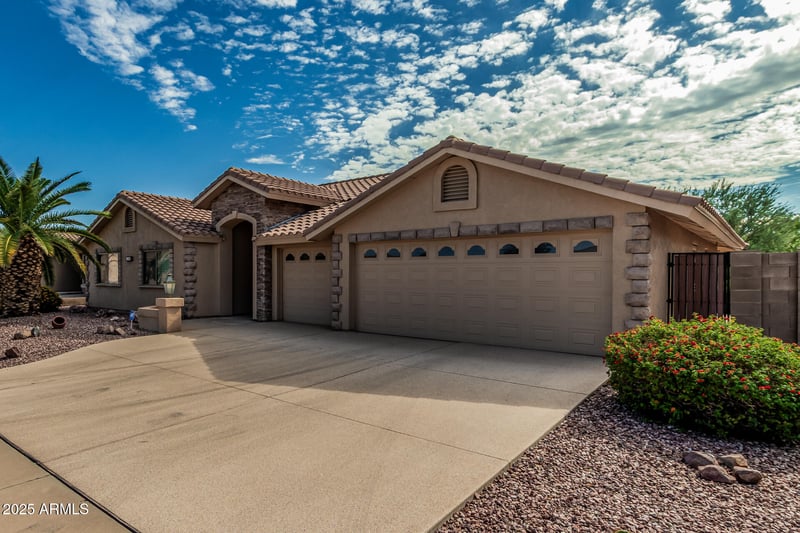 10907 Olla Ave, Mesa, AZ 85212