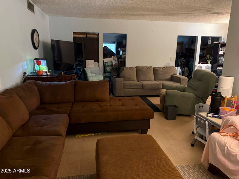 10907 Saratoga Cir, Sun City, AZ 85351