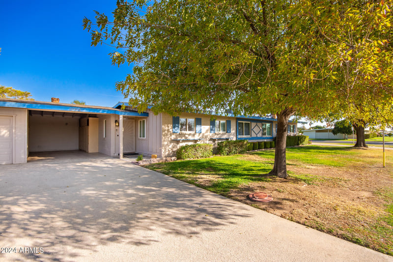 10908 Peoria Ave, Sun City, AZ 85351