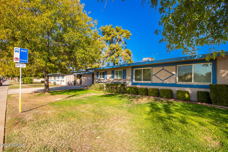 10908 Peoria Ave, Sun City, AZ 85351
