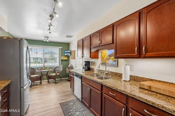 10908 Meade Dr, Sun City, AZ 85351