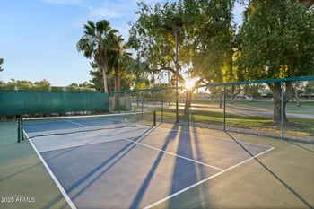 10909 Santa Fe Dr, Sun City, AZ 85351