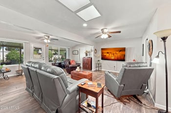 10909 W Roundelay Cir, Sun City, AZ 85351