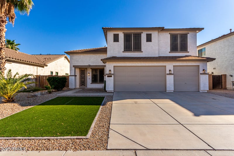 1091 Magnum Rd, San Tan Valley, AZ 85140