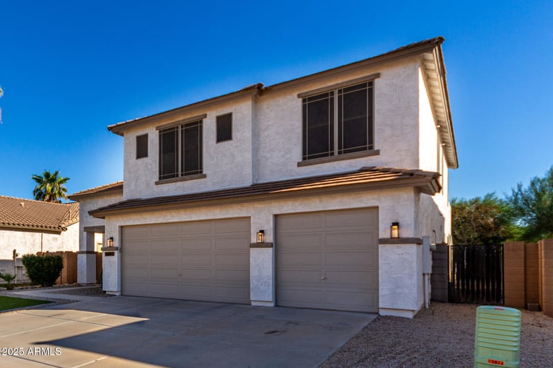 1091 Magnum Rd, San Tan Valley, AZ 85140