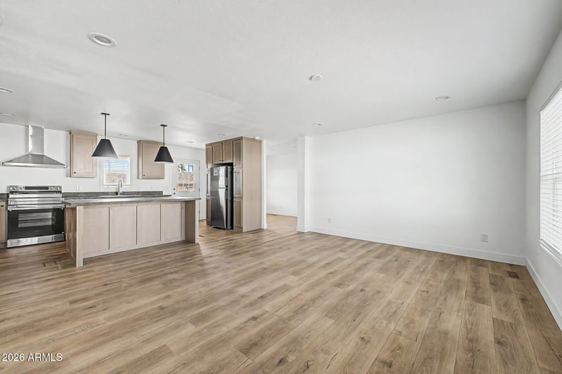 1091 Cedar Dr, Apache Junction, AZ 85120