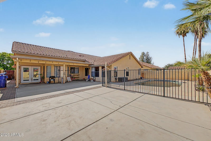10910 W Ashbrook Pl, Avondale, AZ 85392